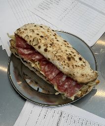 Especial de salame, manteca y queso